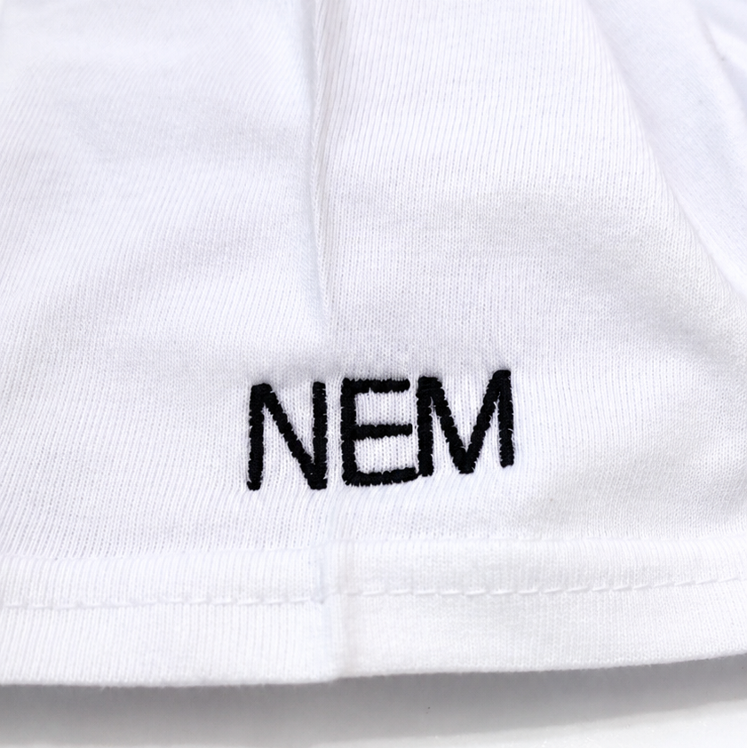 T-Shirt Ricamata “I’m Fine” – Maglietta Premium in 100% Cotone - MAGLIETTE PERSONALIZZATE CON RICAMO