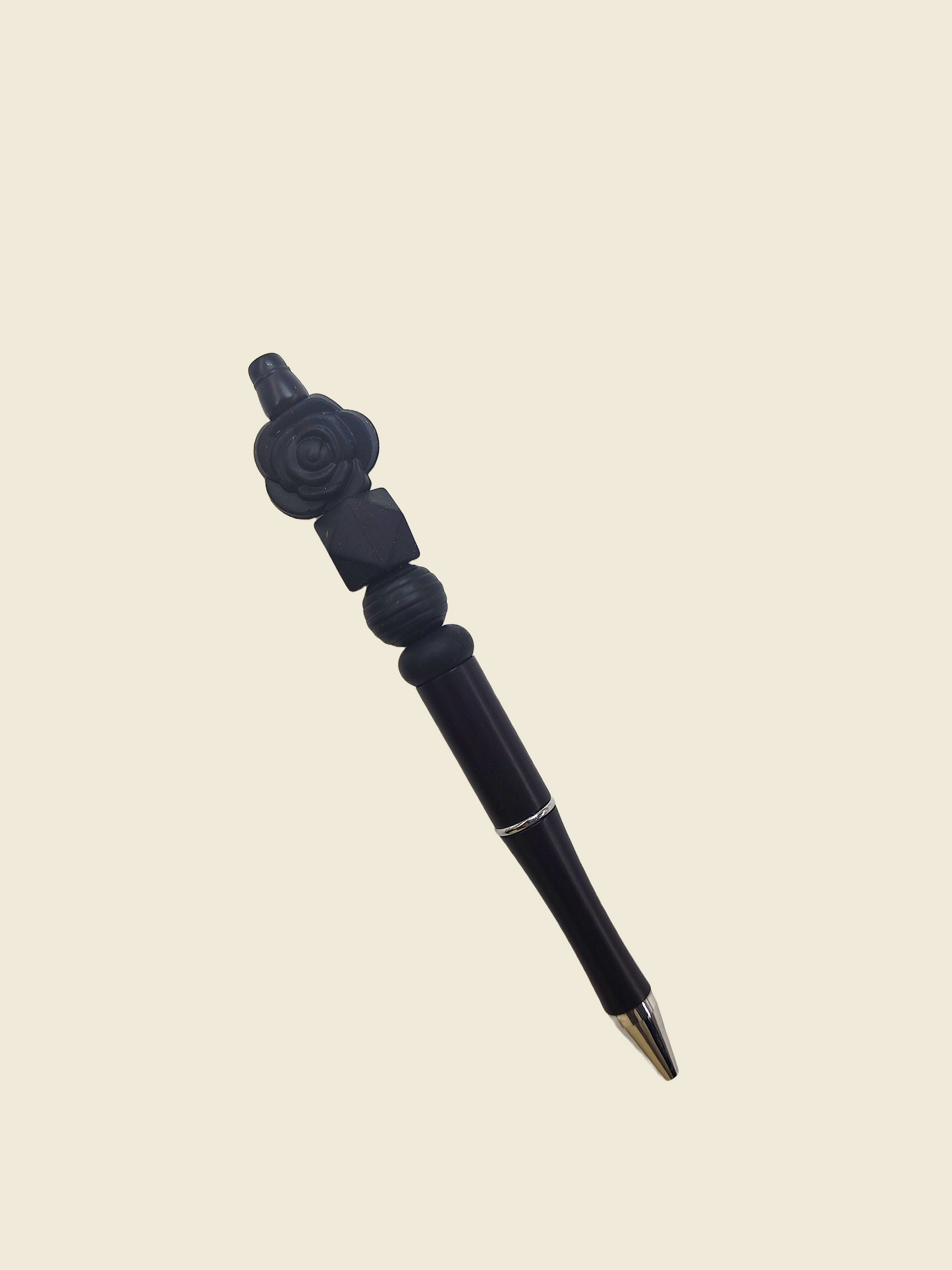PENNA CON DECORAZIONI NERE